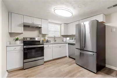 5570 Downs Way, Lithonia, GA 30058 - Photo 10