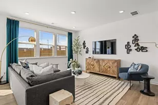 2735 Lou Lou Ln, Buford, GA 30519 - Photo 4