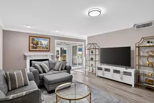 37 Middleton Ct SE, Smyrna, GA 30080 - Photo 2