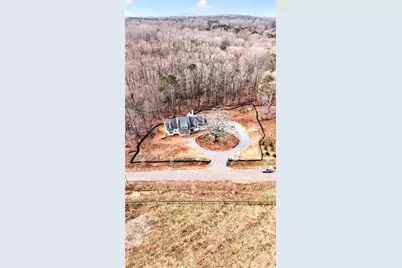 106 Laurel Brook Ln, Canton, GA 30115 - Photo 4