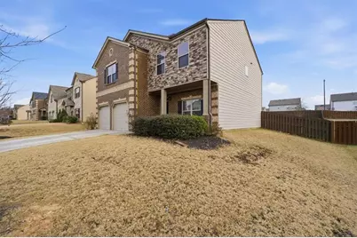 222 Loganview Drive, Loganville, GA 30052 - Photo 4