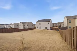 222 Loganview Dr, Loganville, GA 30052 - Photo 2