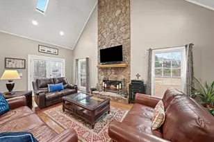 10635 Stonefield Landing, Johns Creek, GA 30097 - Photo 12