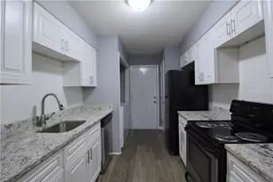 122 Rue Fontaine, Lithonia, GA 30038 - Photo 10