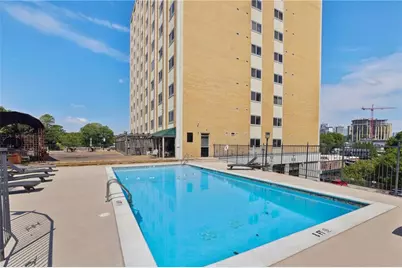 2285 Peachtree Road NE #404, Atlanta, GA 30309 - Photo 12