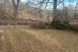 304 Hill St, Commerce, GA 30529 - Photo 12