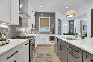 2008 Cottonwood Ln, Woodstock, GA 30188 - Photo 12