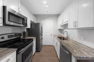325 E Paces Ferry Road NE, Atlanta, GA 30305 - Photo 4
