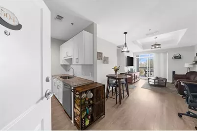 325 E Paces Ferry Road NE #504, Atlanta, GA 30305 - Photo 10