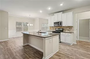 2464 Hanover Woods Rd, Lithonia, GA 30058 - Photo 14