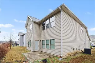 2464 Hanover Woods Rd, Lithonia, GA 30058 - Photo 34