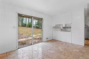 4334 Greenleaf Circle, Atlanta, GA 30331 - Photo 6