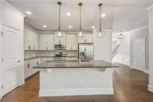 6496 Crosscreek Ln, Flowery Branch, GA 30542 - Photo 18