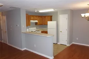 599 Fox Creek Crossing, Woodstock, GA 30188 - Photo 6