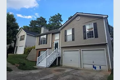828 Tradd Court, Stone Mountain, GA 30087 - Photo 2