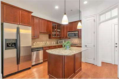 3635 E Paces Circle NE #1109, Atlanta, GA 30326 - Photo 8