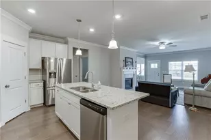 2476 Rathburn Cir, Loganville, GA 30052 - Photo 12