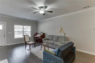 2476 Rathburn Cir, Loganville, GA 30052 - Photo 6