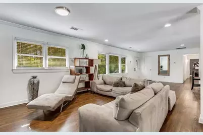 4050 Washington Road, East Point, GA 30344 - Photo 6