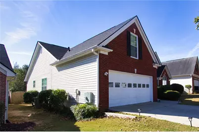 1481 Bleckley Pointe, Lawrenceville, GA 30043 - Photo 2