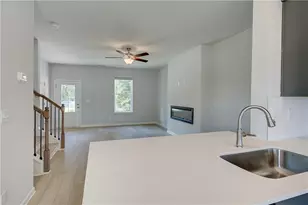 313 Daybreak Ln, Newnan, GA 30265 - Photo 8