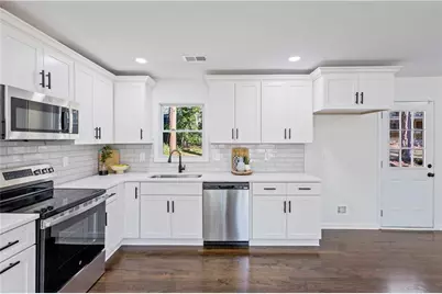 3252 Pinehill Drive, Decatur, GA 30032 - Photo 10