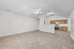 7137 Ravenwood Ln, Lithonia, GA 30038 - Photo 10