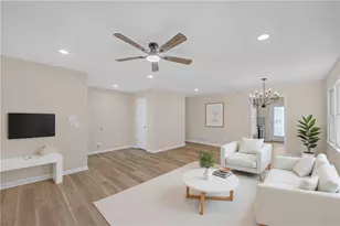 122 W South St, Canton, GA 30114 - Photo 10