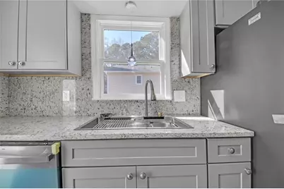 122 W South Street, Canton, GA 30114 - Photo 18