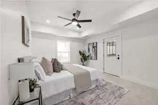 2847 Forrest Hills Dr SW, Atlanta, GA 30315 - Photo 32