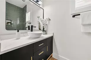 2847 Forrest Hills Dr SW, Atlanta, GA 30315 - Photo 22