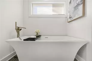 2847 Forrest Hills Dr SW, Atlanta, GA 30315 - Photo 18