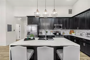 2847 Forrest Hills Dr SW, Atlanta, GA 30315 - Photo 6