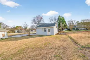 1213 Temple Johnson Rd, Loganville, GA 30052 - Photo 32