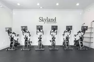 1910 Skyfall Cir, Atlanta, GA 30319 - Photo 26