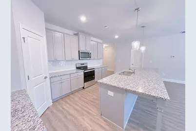 207 Harrison Dr., Calhoun, GA 30701 - Photo 1