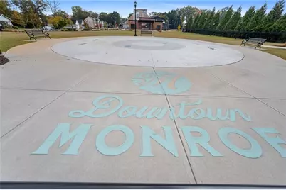 1007 New Lacy Street #7, Monroe, GA 30655 - Photo 2