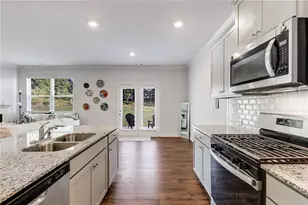 4710 Bramblett Grove Pl, Cumming, GA 30040 - Photo 12