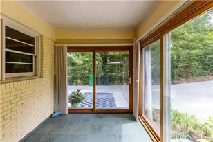 1102 Rogeretta Dr NE, Atlanta, GA 30329 - Photo 6