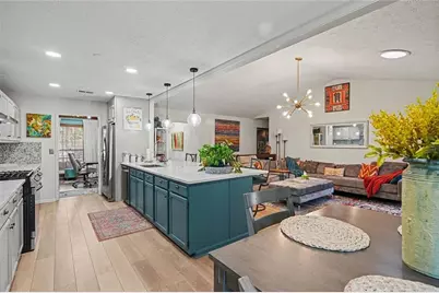 8671 Twin Oaks Drive, Jonesboro, GA 30236 - Photo 10