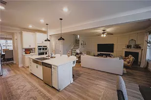 6833 Benjamin Dr, Flowery Branch, GA 30542 - Photo 10