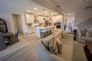 6833 Benjamin Dr, Flowery Branch, GA 30542 - Photo 12