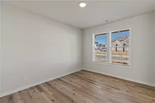 416 Rodeo Dr, Auburn, GA 30011 - Photo 6