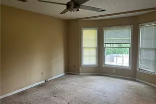 1725 Spindle Top Ct SW, Lilburn, GA 30047 - Photo 14