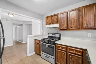 1305 Augusta Dr SE, Marietta, GA 30067 - Photo 12