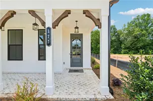 171 Hight Point Dr, Hoschton, GA 30548 - Photo 10