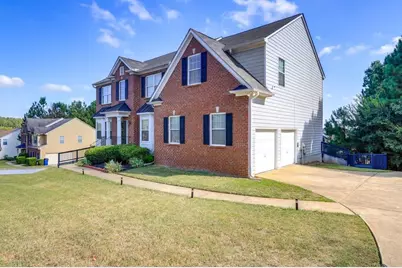 7899 Village Pass, Fairburn, GA 30213 - Photo 2