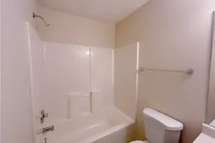 6334 Hickory Ln Cir, Union City, GA 30291 - Photo 14