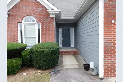 1570 Hill Crossing Court, Grayson, GA 30017 - Photo 2