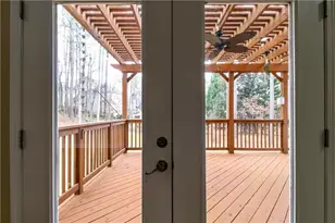 5229 Camden Lake Pkwy NW, Acworth, GA 30101 - Photo 38